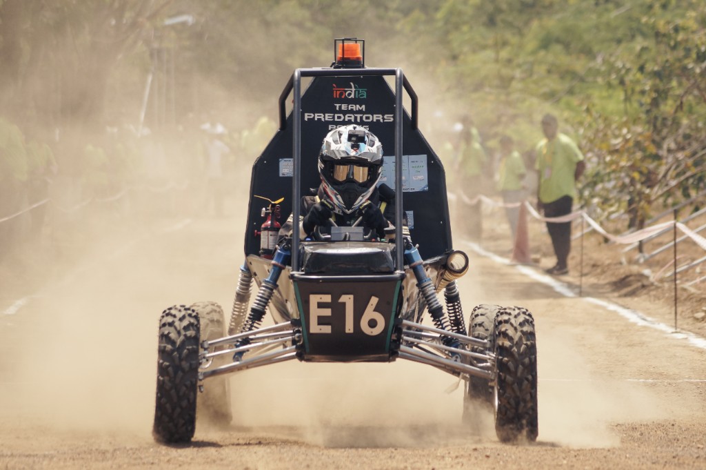 Raptor 10 BAJA vehicle by Team Predators Racing